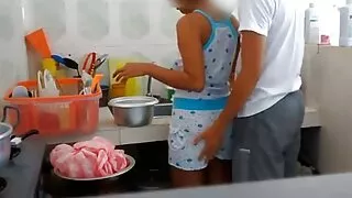 بدمعاش زیباترین بازیگران پورن ایک خوبصورت پولیس ویشیا کو گرفتار نہیں کیا جائے گا