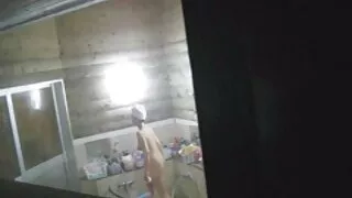لوگ لڑکی کے پاس آئے اور اسے دو پورن فیلم کاک میں بھاڑ میں جاؤ