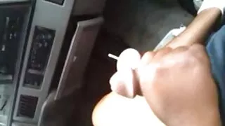 گدا آبنوس لڑکی اس پورن کلیپ کی بلی میں ایک بڑا سفید ڈک ہے