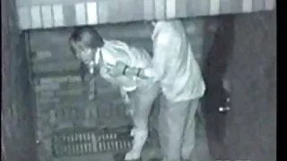 انہوں نے مشت زنی کرتے ہوئے ایک خوبصورت بیوی کو جلا سکس لیزا اسپارکس دیا اور اس کے پچھواڑے میں پھینک دیا