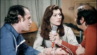 گرم ، شہوت انگیز دانلود راحت فیلم پورن threesome کے مردوں کے ساتھ skinn بیب